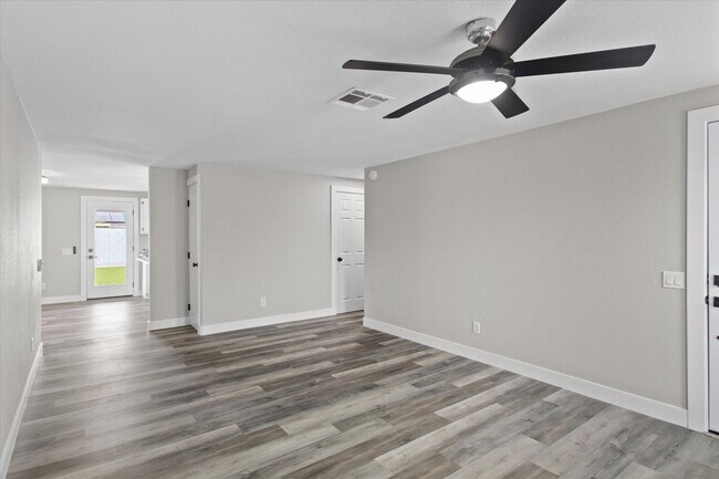 1604 West Colt Road, Chandler, AZ 85224 photo 4