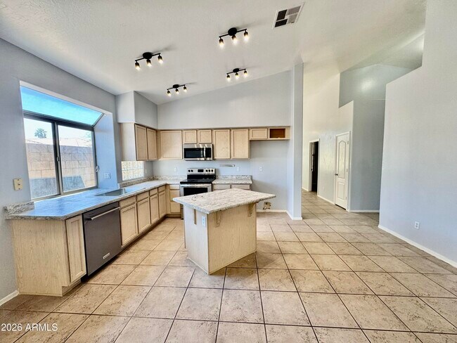 16401 N 39th Pl Phoenix, AZ 85032 photo 4