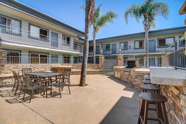 1450 Iris Ave Imperial Beach, CA 91932 photo 3