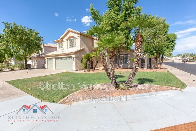 907 N Blue Marlin Dr Gilbert, AZ 85234 photo 2