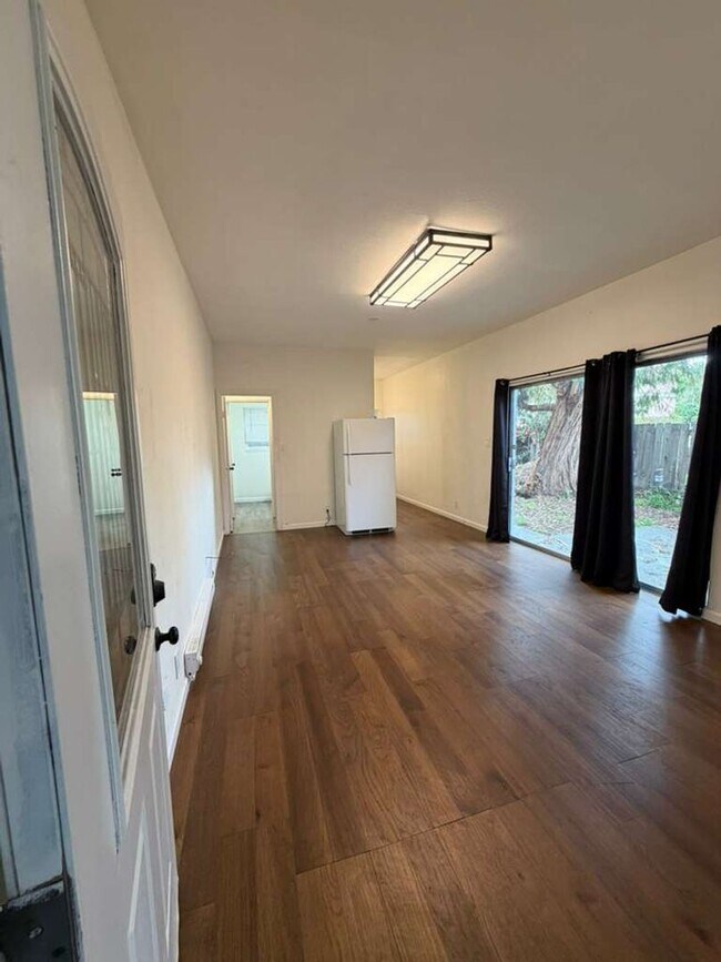 234 Fifth Ave Redwood City, CA 94063 photo 5