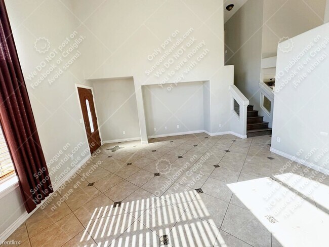 9620 W Mission Ln Peoria, AZ 85345 photo 2