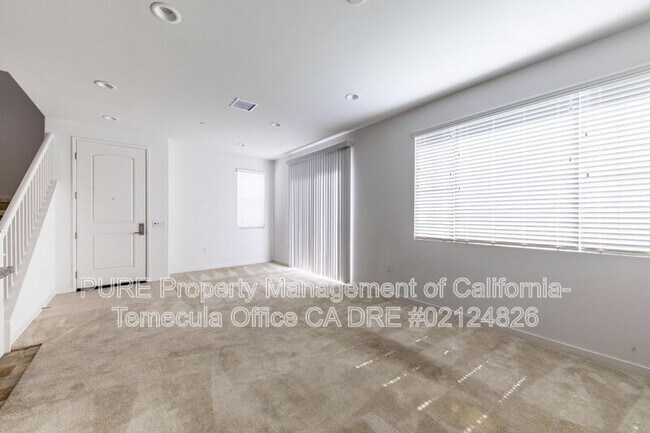 31287 Via Nubes Temecula, CA 92592 photo 3