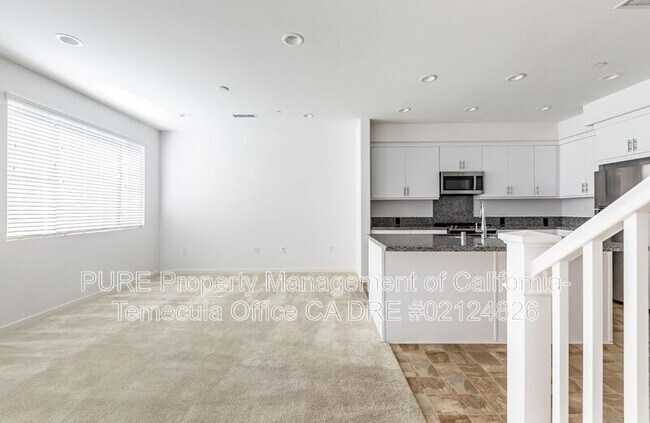 31287 Via Nubes Temecula, CA 92592 photo 4