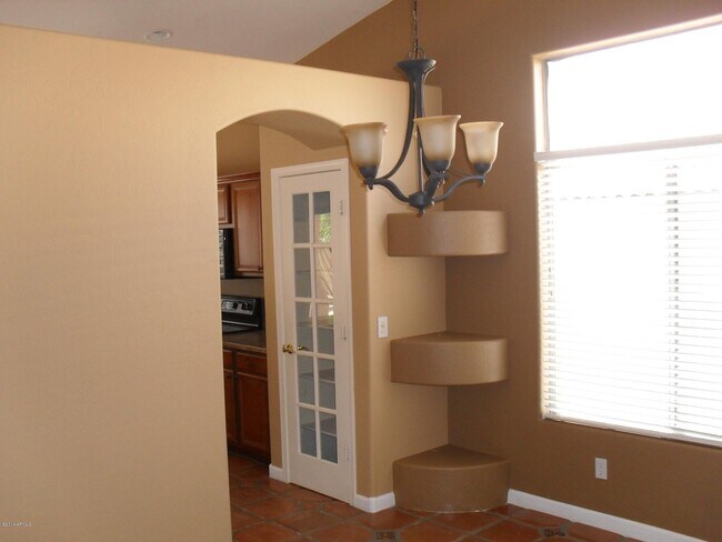 6423 W Villa Linda Dr Glendale, AZ 85310 photo 3