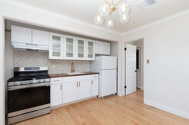 1342 W Monroe St Phoenix, AZ 85007 photo 4