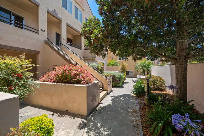 3987 Nobel Dr San Diego, CA 92122 photo 5