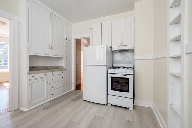 1BR/1BA Apartment on Chestnut St · San Francisco photo 5