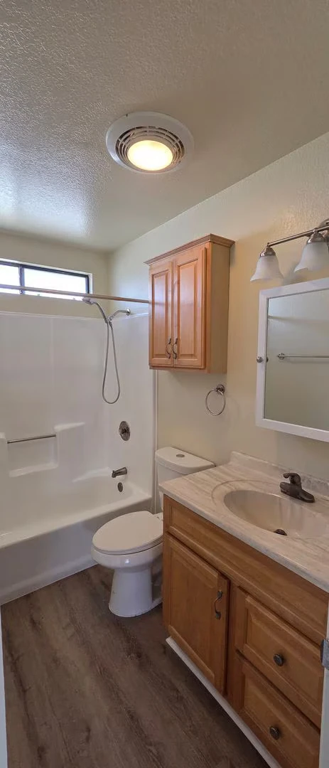 470 8th St Imperial Beach, CA 91932 photo 4