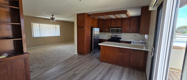 470 8th St Imperial Beach, CA 91932