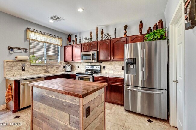 17648 W Lisbon Ln Surprise, AZ 85388 photo 2
