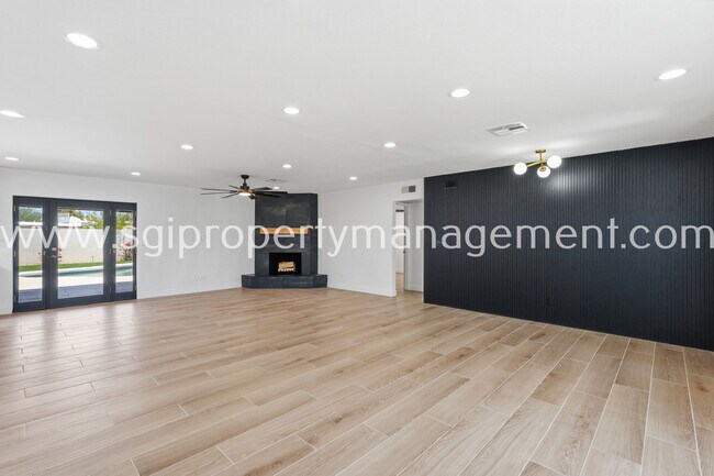 5040 E Columbine Dr Scottsdale, AZ 85254 photo 5