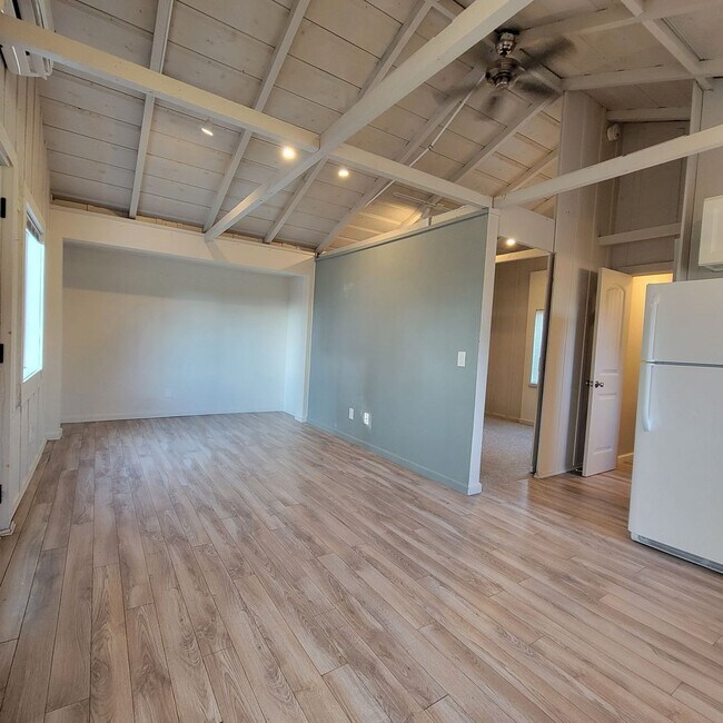 553-557 Silver Strand Blvd Imperial Beach, CA 91932 photo 5