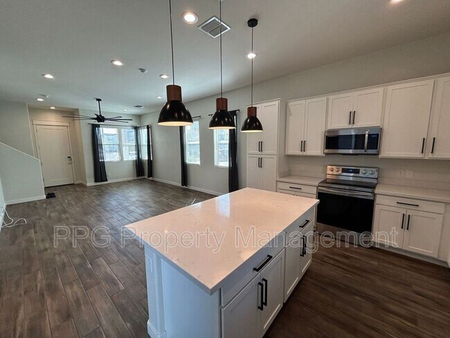 15764 W Polk St Goodyear, AZ 85338 photo 5