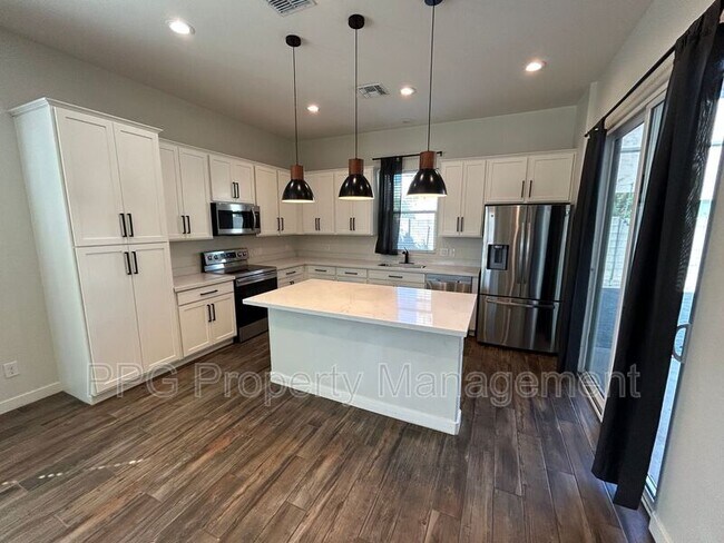 15764 W Polk St Goodyear, AZ 85338 photo 3