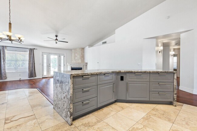 17241 N 46th St Phoenix, AZ 85032 photo 4