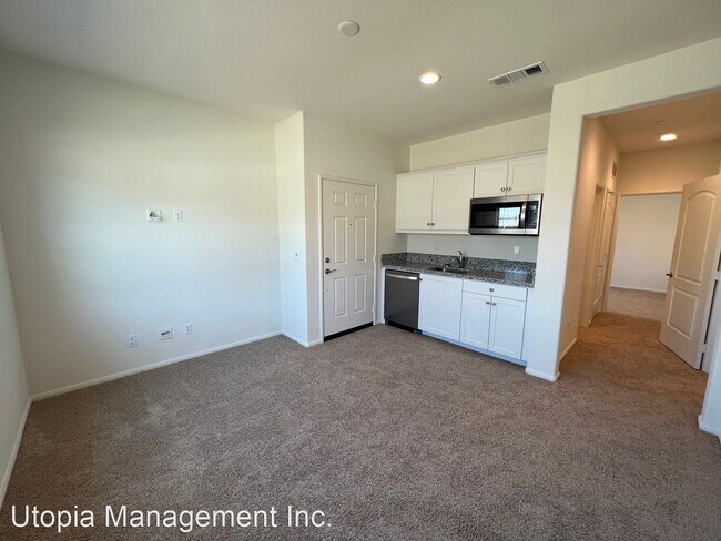 30737 Expedition Dr Winchester, CA 92596 photo 4