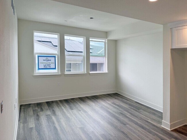 17050 Depot St Morgan Hill, CA 95037 photo 3