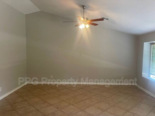 16435 S 43rd St Phoenix, AZ 85048 photo 2