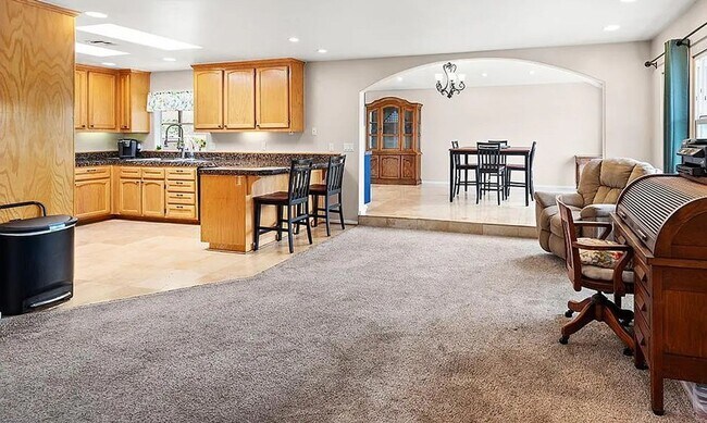 1275 Florence St Imperial Beach, CA 91932 photo 2