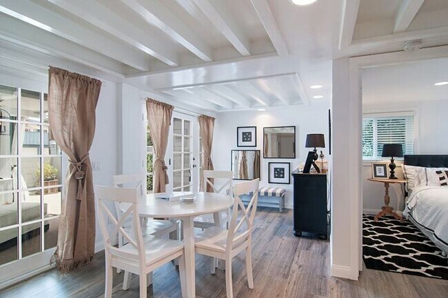 180 Walnut Ave Carlsbad, CA 92008 photo 4