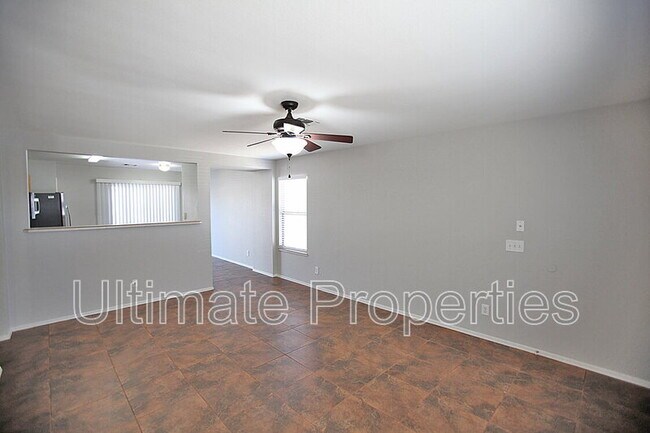 11530 W Larkspur Rd El Mirage, AZ 85335 photo 3