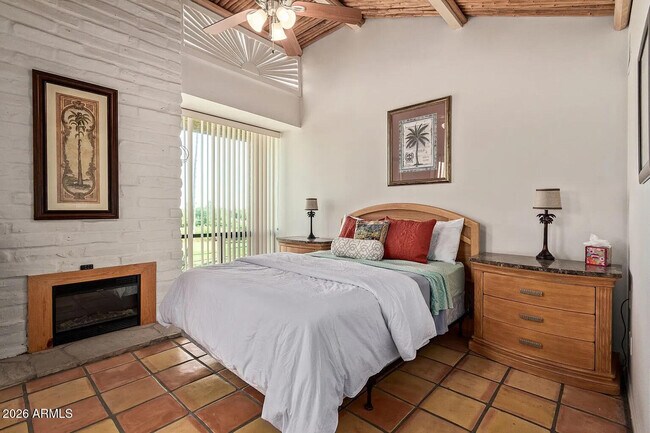 7401 N Scottsdale Rd Paradise Valley, AZ 85253