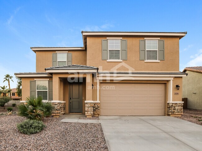 8224 S 21st Ln Phoenix, AZ 85041
