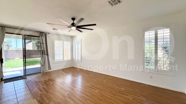 2558 S Martingale Dr Gilbert, AZ 85295 photo 5