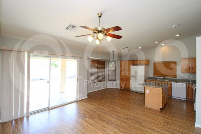 16149 N 163rd Dr Surprise, AZ 85388 photo 4