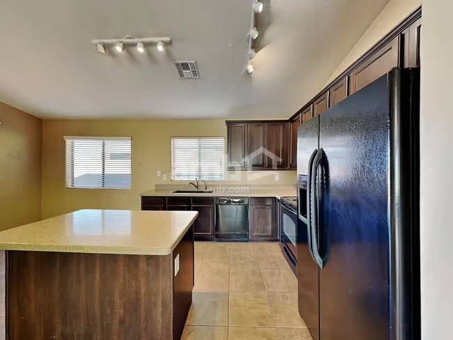 2324 S 238th Ln Buckeye, AZ 85326 photo 4