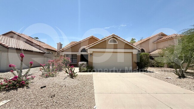1781 W Ivanhoe St photo 2