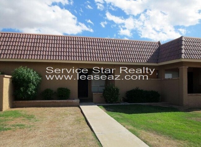 20236 N 3rd Dr Phoenix, AZ 85027 photo 2