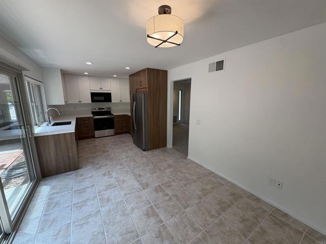 17463 Plaza Dolores San Diego, CA 92128 photo 2