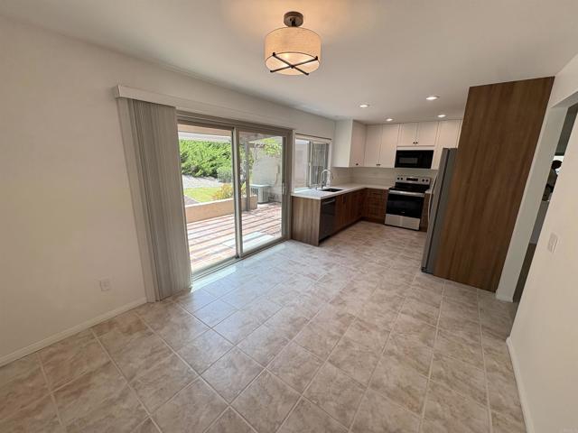 17463 Plaza Dolores San Diego, CA 92128 photo 3