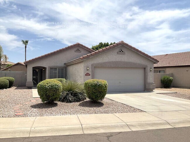 7161 W Pontiac Dr photo 2