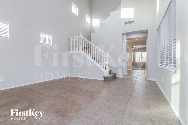9434 W Berkeley Rd Phoenix, AZ 85037 photo 4