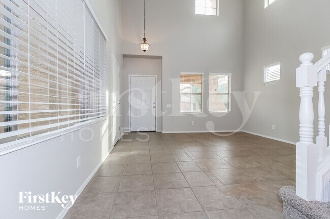 9434 W Berkeley Rd Phoenix, AZ 85037 photo 3