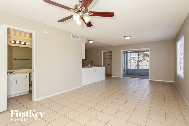 618 W Sesame St Tempe, AZ 85283 photo 4