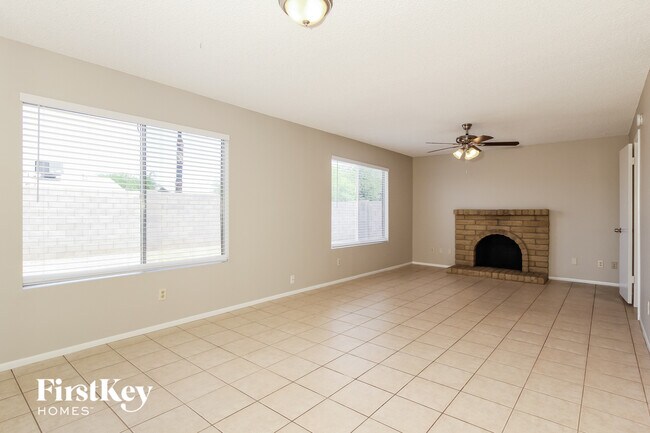 618 W Sesame St Tempe, AZ 85283 photo 3