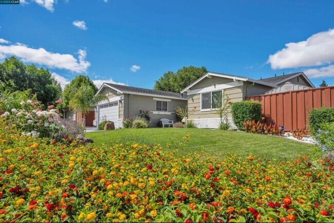 3214 Harbour Dr photo 5