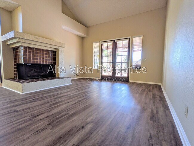 16011 Avenida Lamego San Diego, CA 92128 photo 4