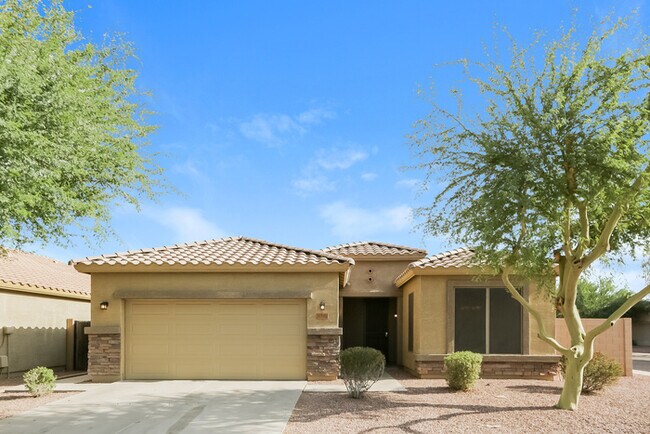 4304 W Hasan Dr photo 2