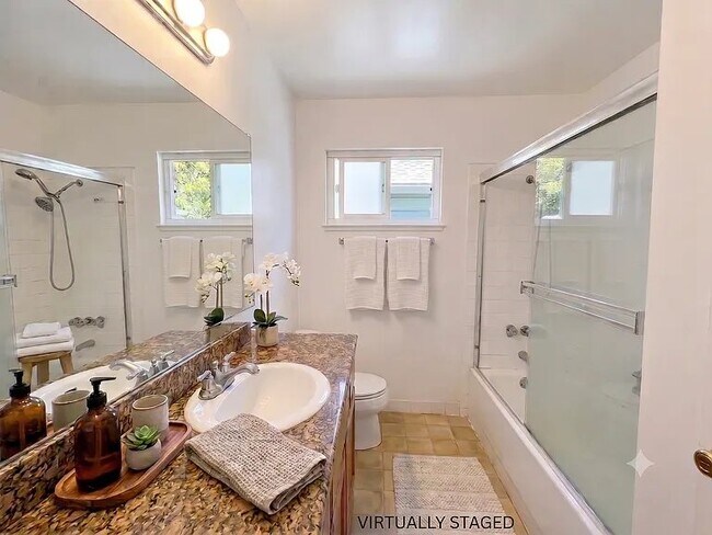 2015 Hearst Ave Berkeley, CA 94709 photo 5