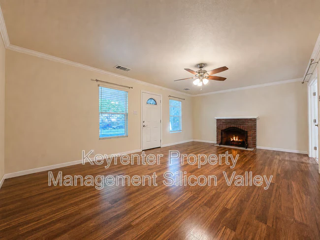 656 Curtner Ave Campbell, CA 95008 photo 3
