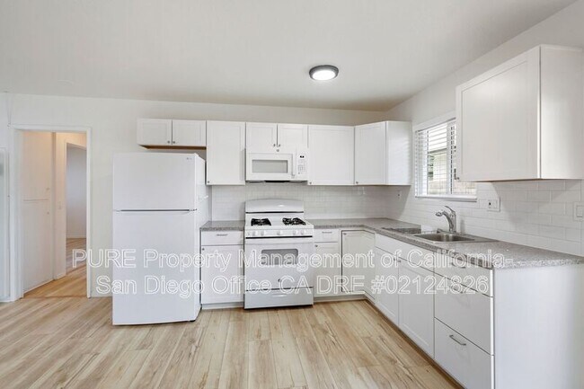 528 7th St Imperial Beach, CA 91932 photo 2