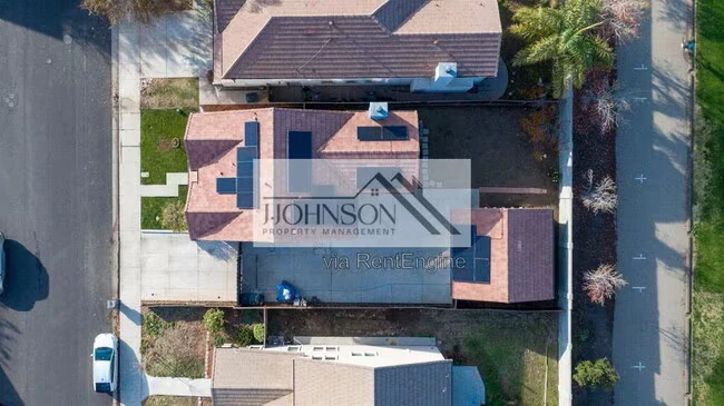 2673 Merchant Dr Tracy, CA 95377 photo 3