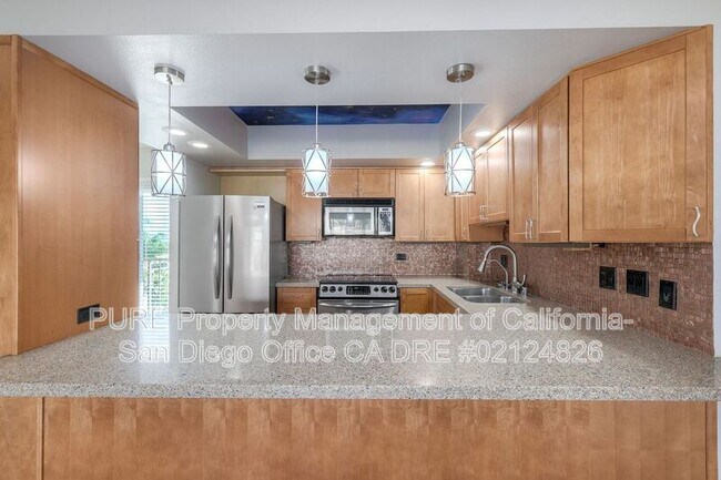 4944 Cass St San Diego, CA 92109