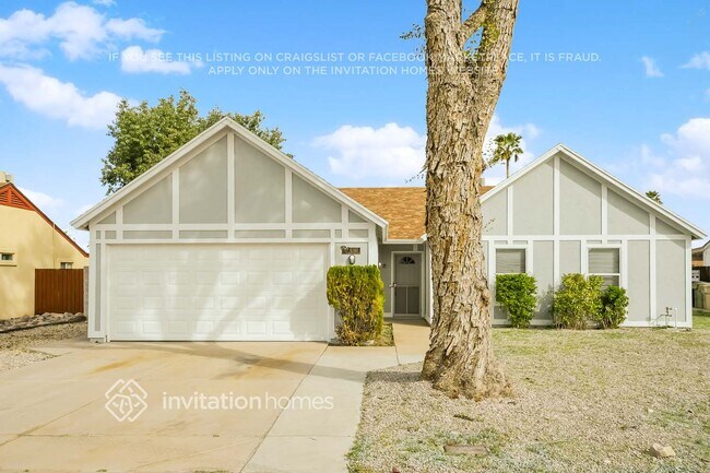 6340 W Grandview Rd photo 2
