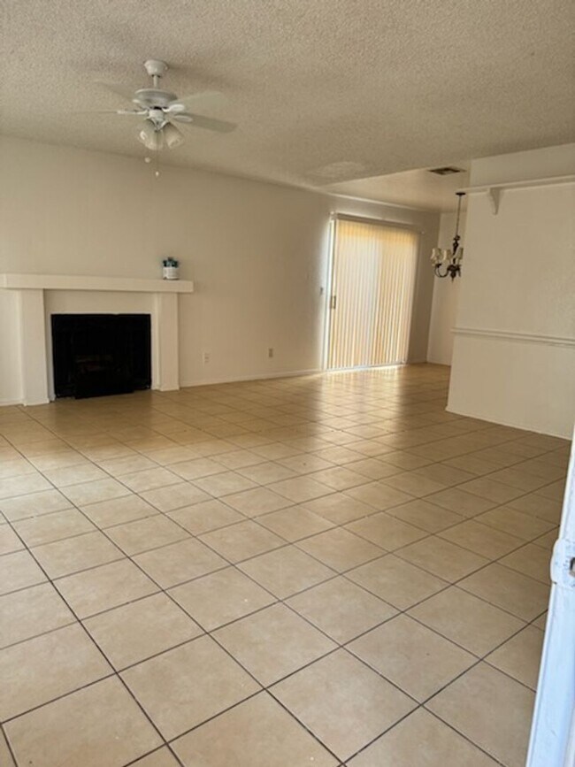 10826 E Mescal St Scottsdale, AZ 85259 photo 2